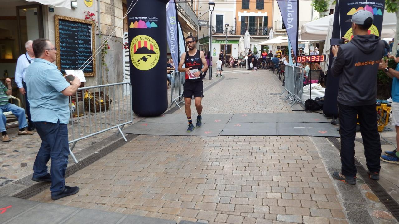 Xim Borrás i Laura Martorell triomfem com a guanyadors de la Mini i l'absoluta Cursa de Muntanya Val de Sóller