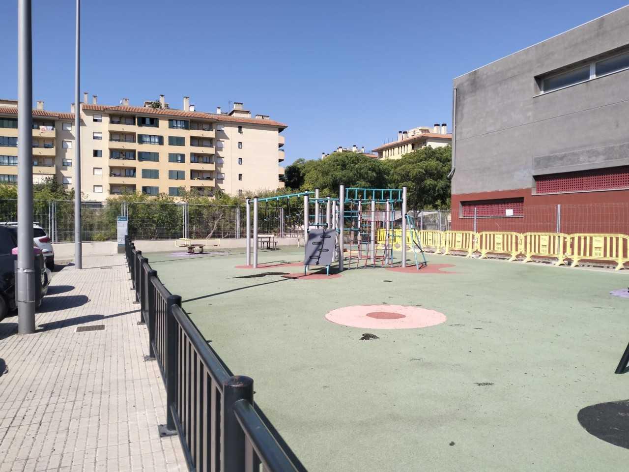 70452