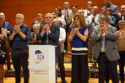 Melià i altres dirigents d'El Pi durant la clausura del Congrés.
