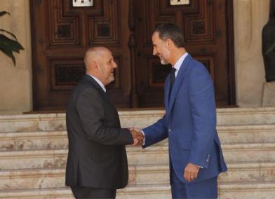 Ensenyat defensa la seva trobada amb Felip VI