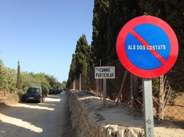 Primeres passes per aturar la massificació a Cala Varques