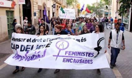Manifestació de suport a les Feministes Encausades.