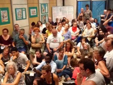 Les sales de Can Alcover han quedat plenes de gent.