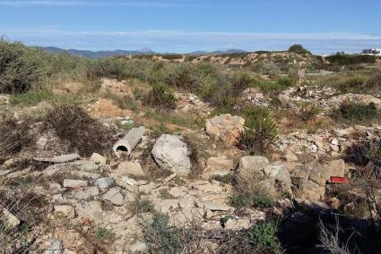 Cort vol recuperar l'espai natural del Carnatge.