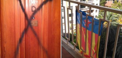 Imatges de la porta de la casa i del balcó