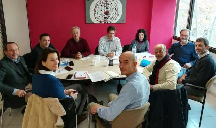 El Govern, patronal i sindicats s'han reunit per a analitzar les malalties professionals a l'hoteleria.