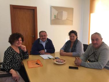 Reunió de la Plataforma i el batle de Sant Joan Antoni Marí.