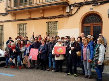 Desenes de persones han participat aquest dissabte en els actes d'homenatge a Llompart.