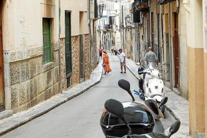 El carrer de sa Mar es pavimentarà amb llambordes i s'anivellarà amb les voravies