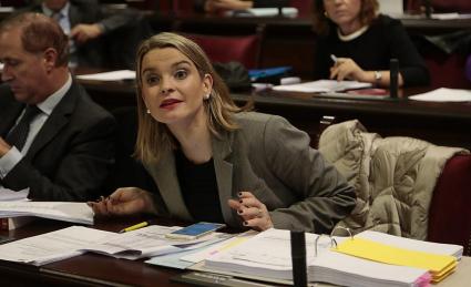 La portaveu ha criticat que «les mesures estrella» de l'Executiu són derogacions de normatives del PP o la creació de nous impostos.