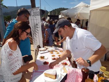 La calor i el públic marquen un dia dedicat a la Mar