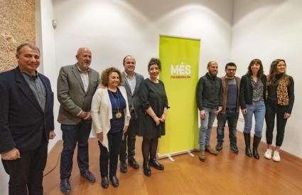 Imatge de la candidatura de MÉS per Binissalem amb Ensenyat i Campomar.