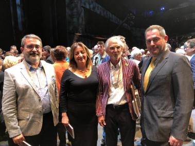 Biel Majoral acompanyat de la consellera i el president de l'OCB