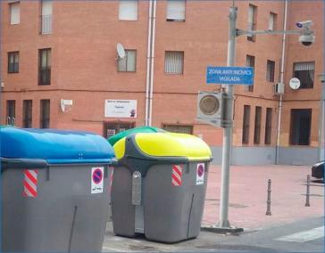 Imatge del sistema pioner de vigilància que se situarà al costat dels contenidors.