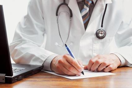 La dreta i l'extrema dreta fan front comú per reclamar el català com a mèrit i no com a requisit.