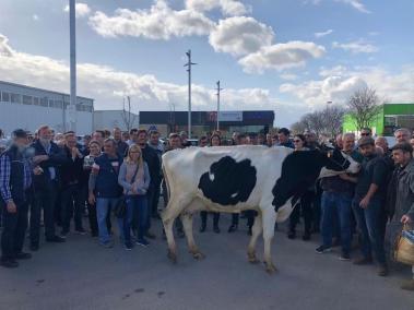 Imatge de la concentració de pagesos realitzada aquest dissabte a Campos.