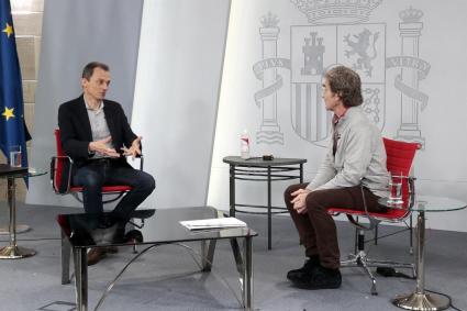 Fernando Simón i Pedro Duque han respost aquest dissabte a les preguntes formulades per nins i nines de tot l'Estat sobre el coronavirus.