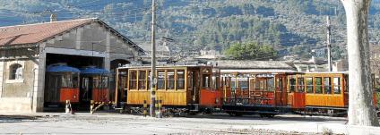 SOLLER - FERROCARRILES - EL CENTENARIO TREN DE SOLLER SE SOMETE A UNA EXHAUSTIVA PUESTA A PUNTO.