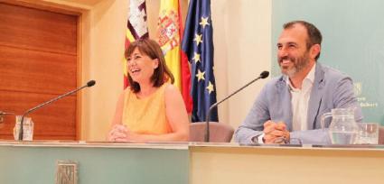 Armengol ha recordat que el Govern es va conformar «des d'un acord parlamentari» i ha destacat la «pluralitat política», que «presenta resultats molt bons».