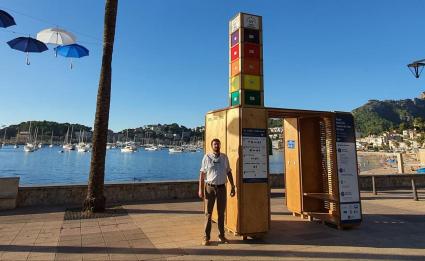 El regidor de Turisme, Sebastià Aguilò, presentant el Hi-Point.