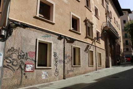 ARCA reactiva la seva campanya contra les pintades vandàliques a Palma.