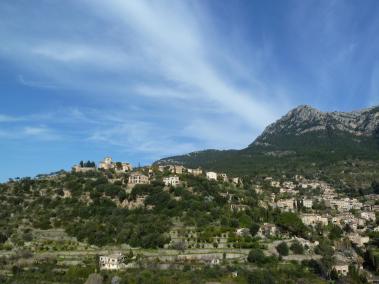 DEIA - VISTA GENERAL DE LA SERRA