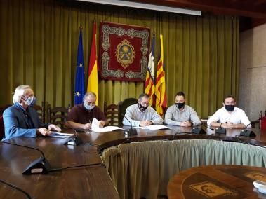 L'Ajuntament renova el conveni amb Fundació Deixalles, Grup d'Acció Social i Fundació Miró Pastor