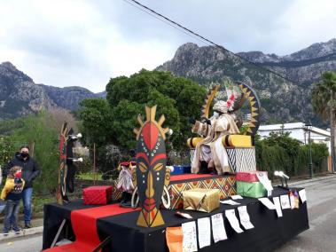 Els Reis Mags d'Orient visiten els infants de Sóller