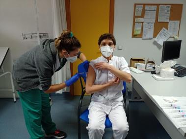 Els sanitaris del PAC reben la vacuna