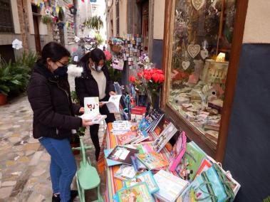 Cavall Verd anima a la lectura de llibres i, especialment, de contes infantils amb aquest mostrador.