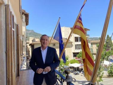 Simarro carrega contra el Govern: "Que no hagin vacunat als policies és una vergonya"