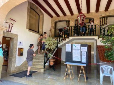 Cues a la Vila per sol·licitar les ajudes COVID