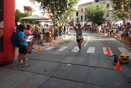 Lila Benabarre i Joan Navarro guanyen la Cursa Popular Ciutat de Sóller