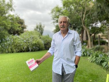 Forteza té la Legislació d’Aigües i la consulta sovint d’ençà que ocupa el càrrec de president .