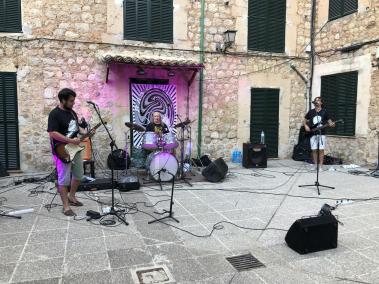 L'actuació de dissabte de Bad Guru.