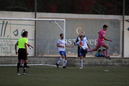 Marcos Fernández, nº 7, autor dels dos gols.