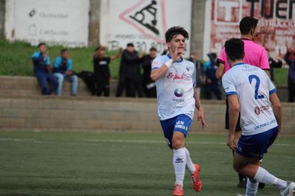 Nando marcà el primer gol davant el P. Sant Jordi
