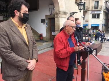 Toni Burgos enceta la XVI Fira de la Taronja