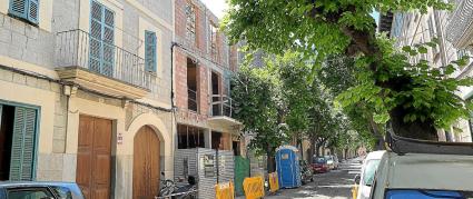 La construcció d’un habitatge unifamiliar al carrer de la Gran Via.