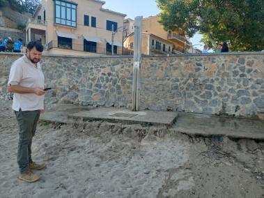 Aguiló avui matí a la platja del Mònaco.