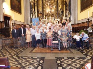 La 3a Edat ret un emotiu homenatge als seus socis majors de 85 anys