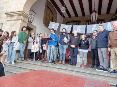 Lectura del manifest institucional avui matí a l'Ajuntament de Sóller.
