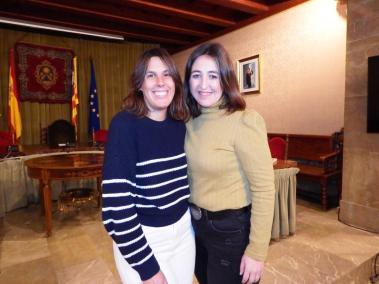 Esperança Oliver i Maria Magdalena Mestre representaran les germanes Casasnoves.