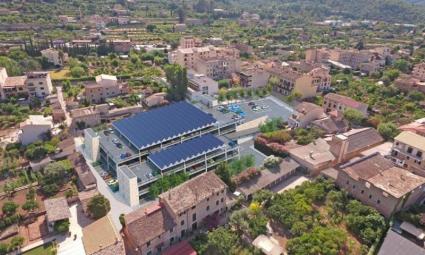 L'oposició acusa el PP d'usar doblers públics per fer campanya electoral