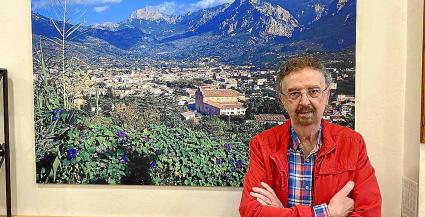 Antoni Oliver posa per a aquest setmanari a un dels locals de la seva empresa.