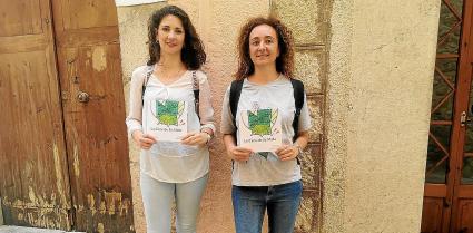 Lurdes Ferrà i Marga Fontanet, les protagonistes del nou llibre infantil.