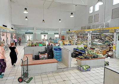 Les dues paradetes seran als números 10 i 11.