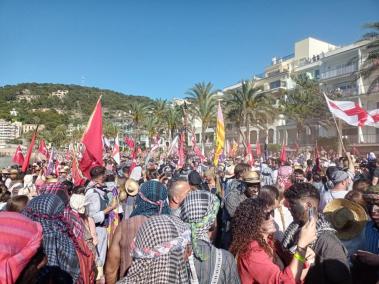 Imatge de la batalla de Ca'n Repic d'ahir capvespre.