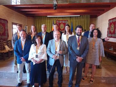 Els onze integrants de l’equip de govern format per PP i Seny i que lidera el batle Miquel Nadal.