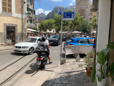 L’extrema pressió circulatòria satura el trànsit de Sóller